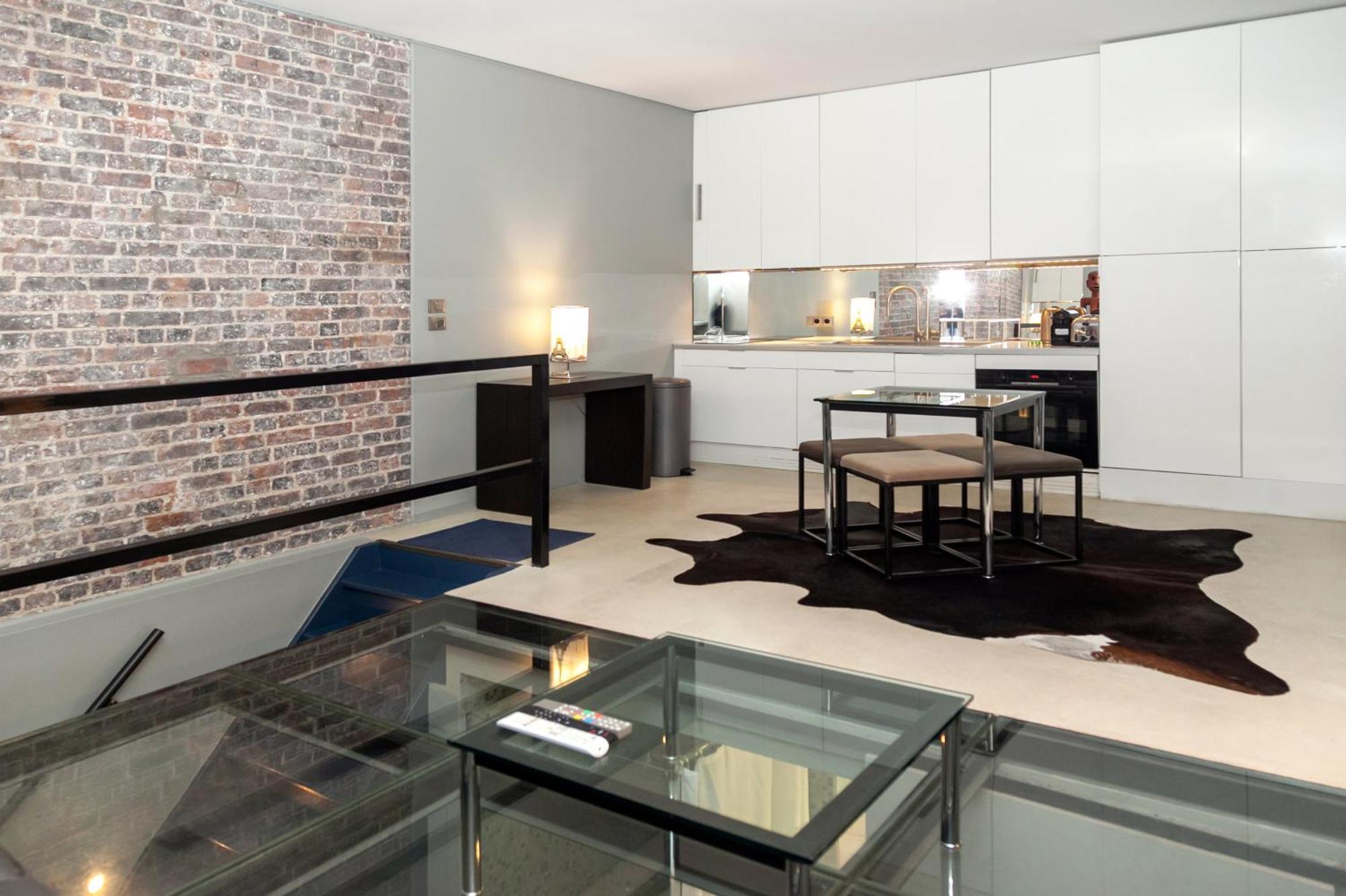 Loft Atypique Avec Terrasse, Calme Et Cosy Apartman Párizs Kültér fotó