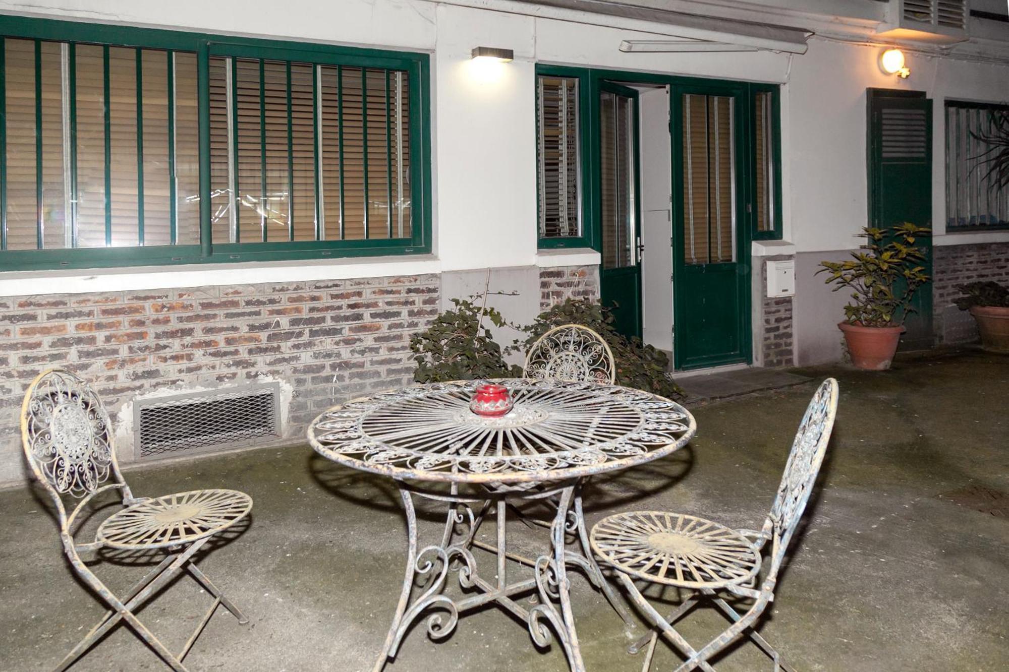 Loft Atypique Avec Terrasse, Calme Et Cosy Apartman Párizs Kültér fotó
