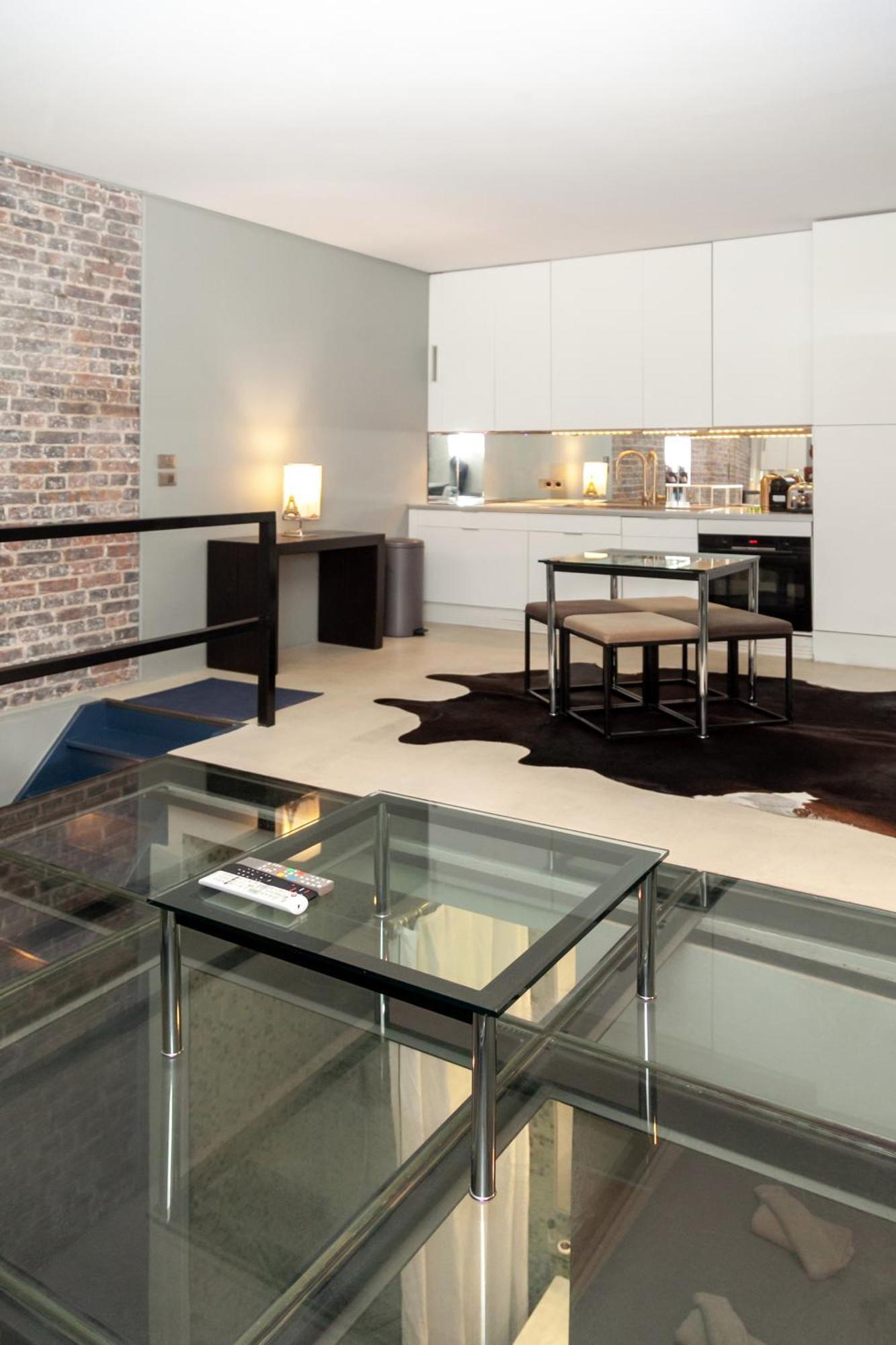 Loft Atypique Avec Terrasse, Calme Et Cosy Apartman Párizs Kültér fotó