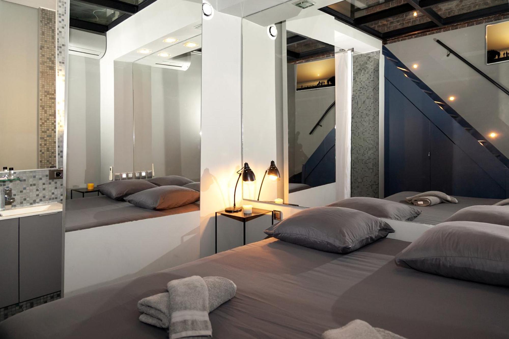 Loft Atypique Avec Terrasse, Calme Et Cosy Apartman Párizs Kültér fotó