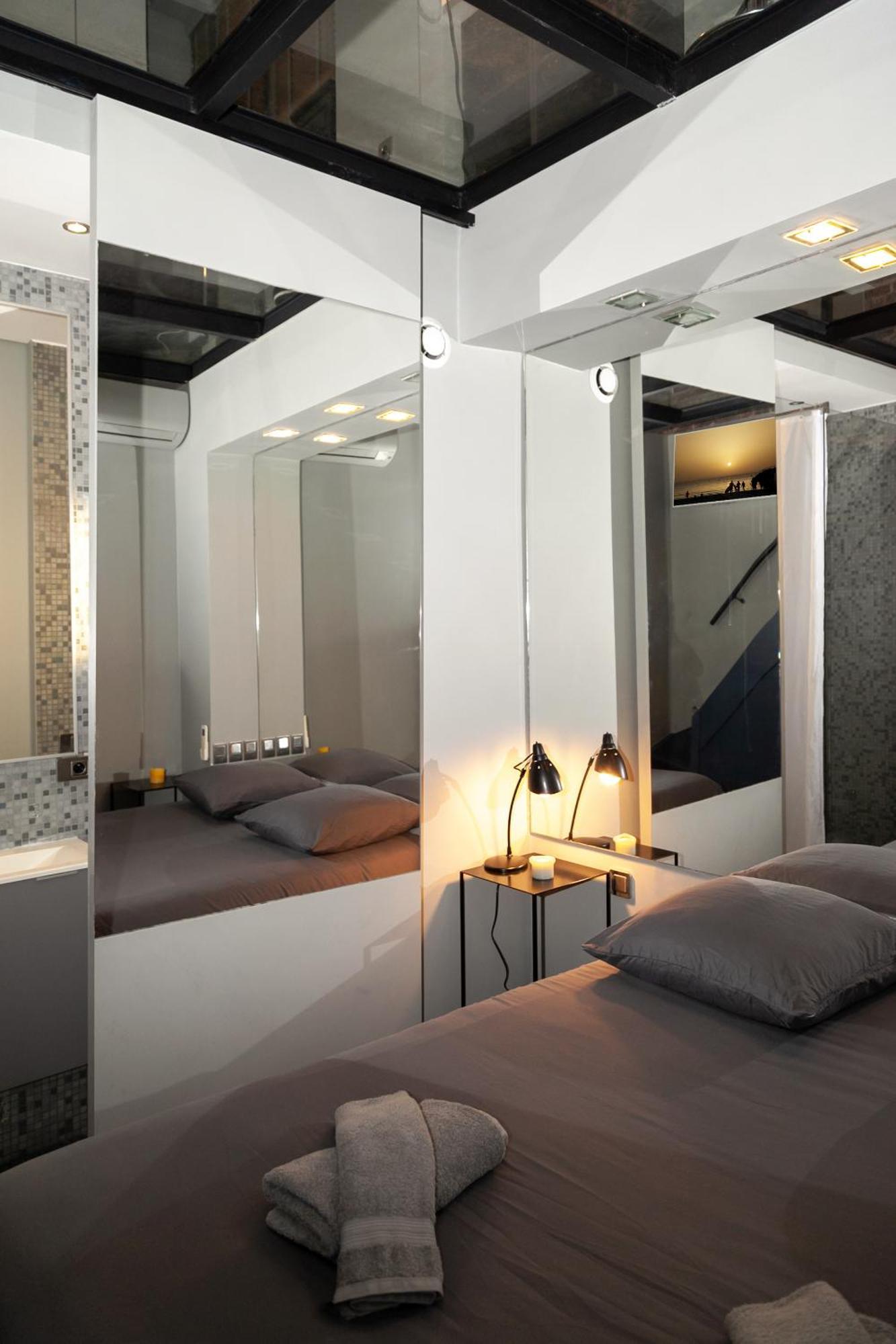 Loft Atypique Avec Terrasse, Calme Et Cosy Apartman Párizs Kültér fotó