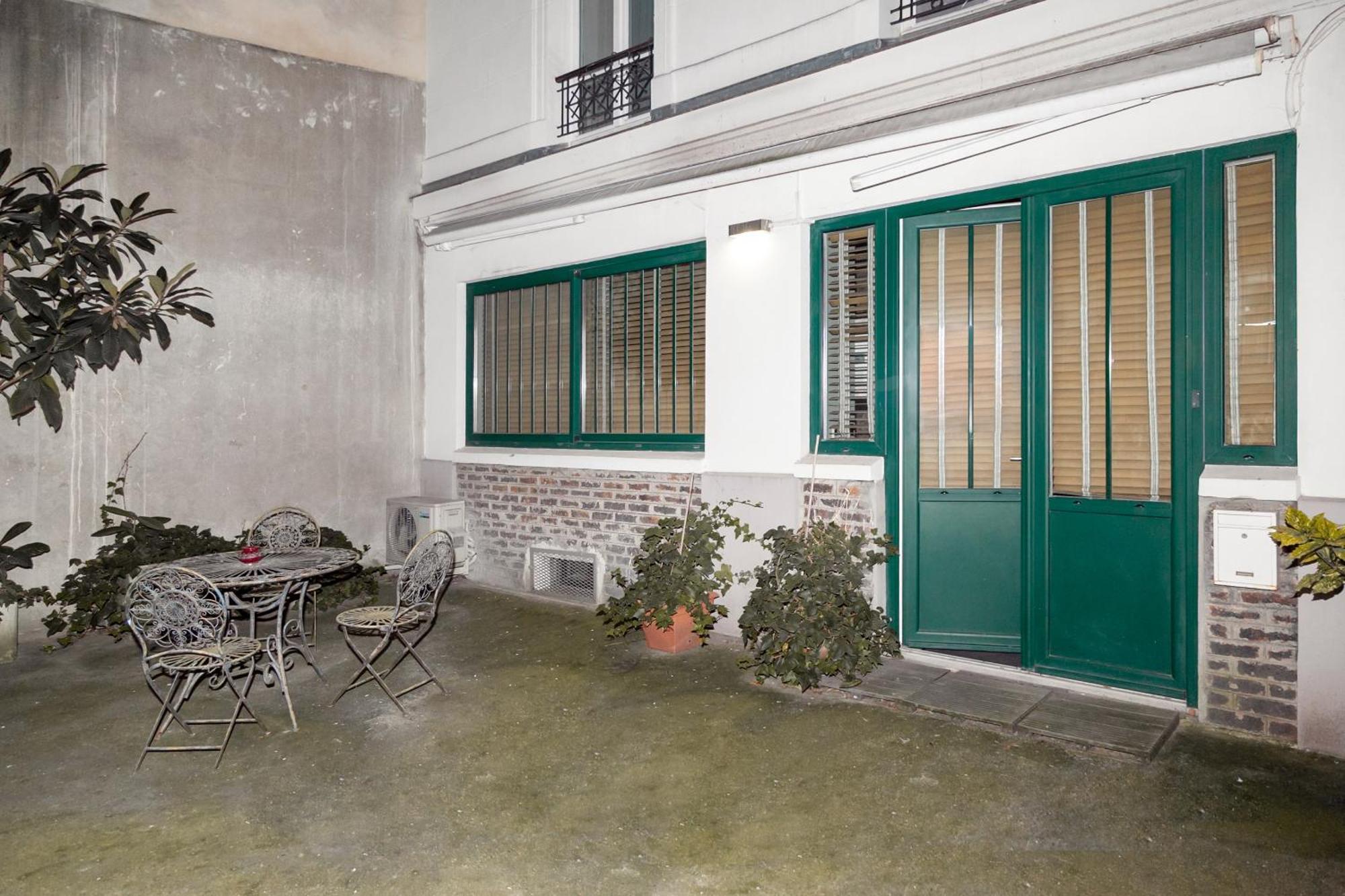 Loft Atypique Avec Terrasse, Calme Et Cosy Apartman Párizs Kültér fotó